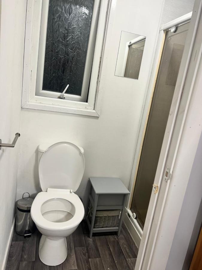 Private Cabin, Own Access & Ensuite Belfast Exteriör bild